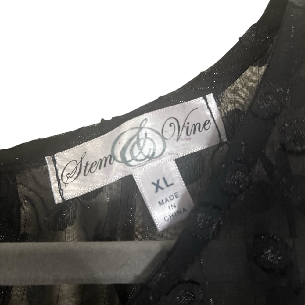 A sheer black & silver blouse in size extra large - Picture 5 of 8